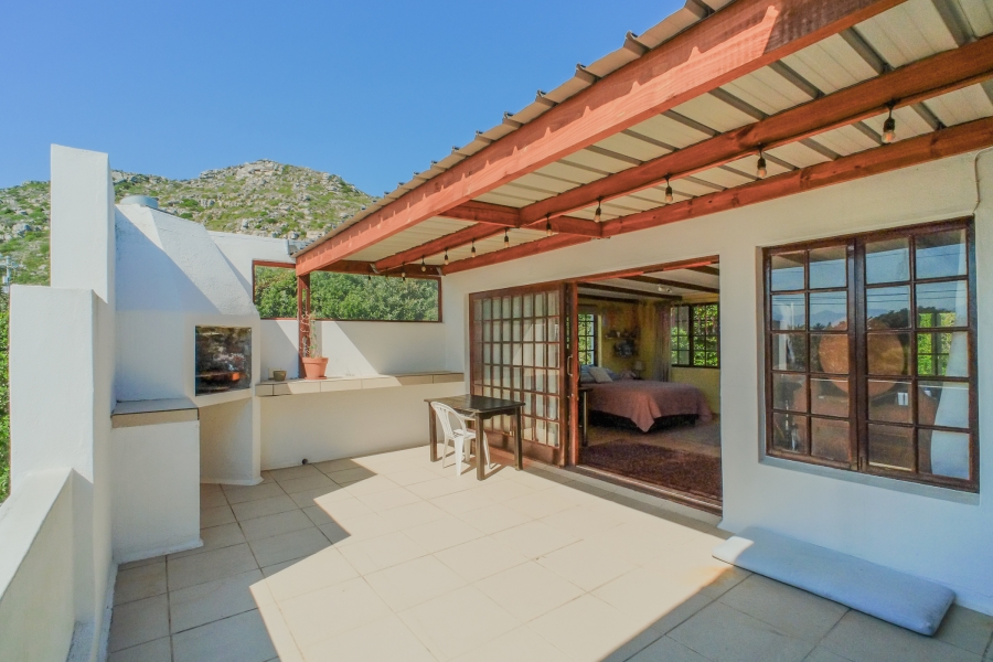 4 Bedroom Property for Sale in Kommetjie Western Cape